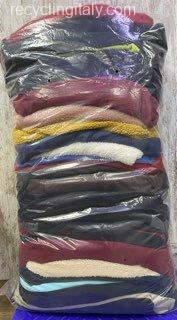 Abbigliamento in Pile Usato Ingrosso dal Belgio